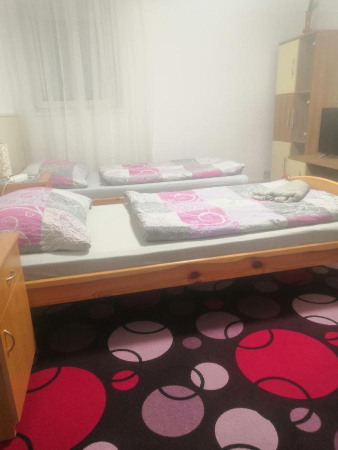 Penzion Ivana Valasske Mezirici Luaran gambar